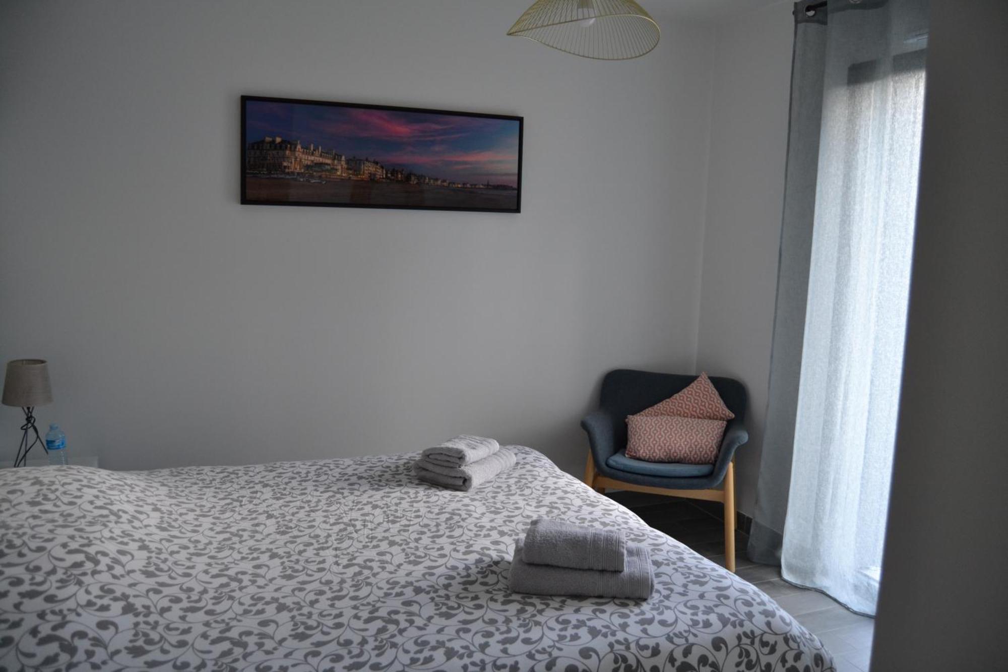 La Petite Bicoque Bed and Breakfast Saint-Suliac Eksteriør billede
